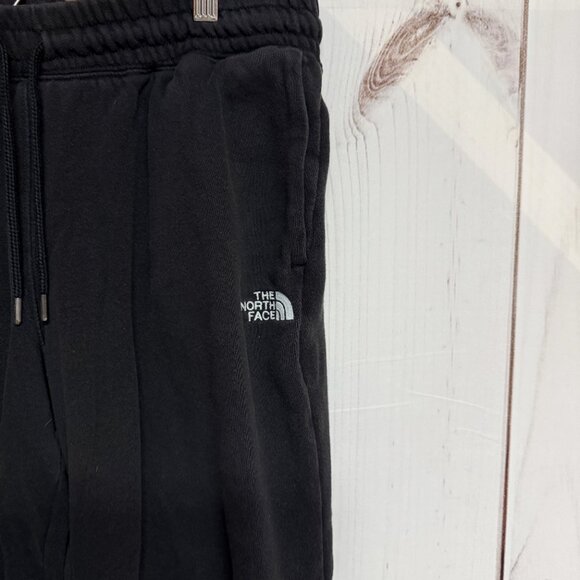 The North Face Women’s Cropped Jogger Sweatpants Medium Black EUC - Picture 3 of 9